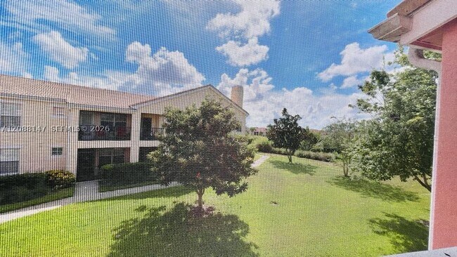 Building Photo - 138 SW Peacock Blvd