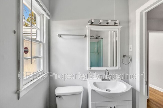 Building Photo - 848 Savage Rd