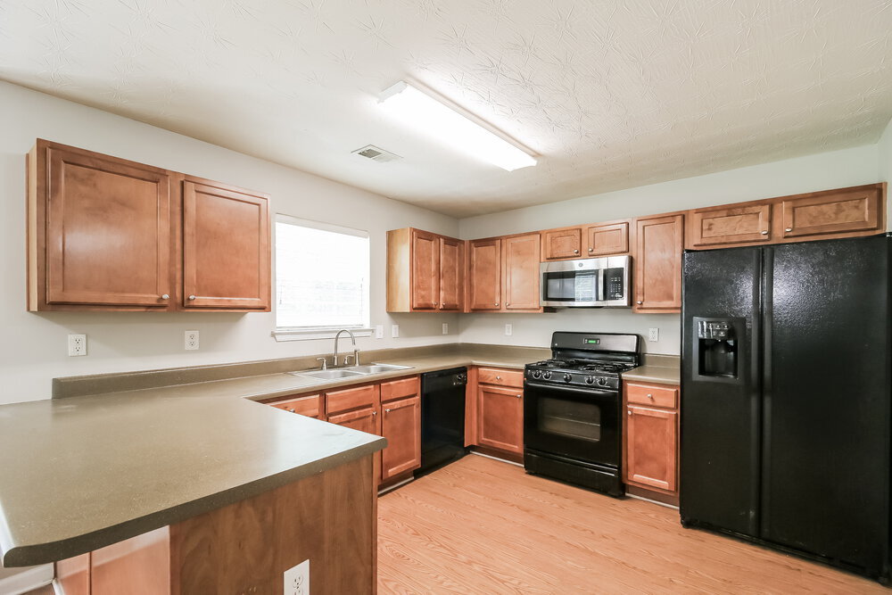 Building Photo - 112 Garrison Ln