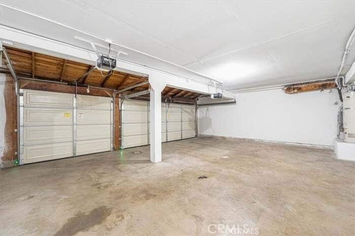 Building Photo - 6212 Sacramento Ave