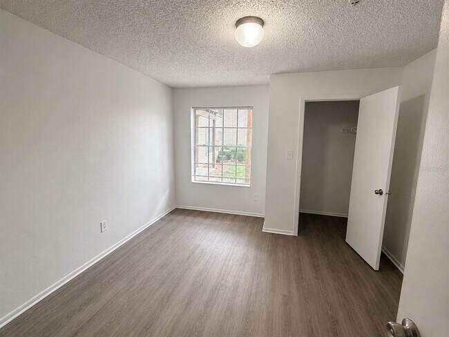 Building Photo - 249 Afton Square