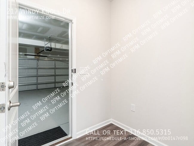 Building Photo - 217 Windy Knl Dr