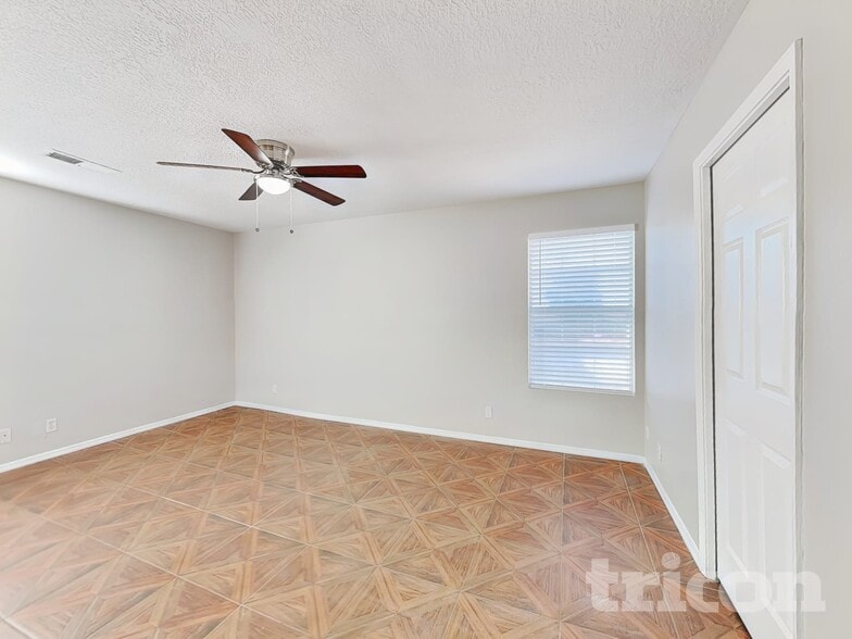 Building Photo - 3076 Cascades Trail SE