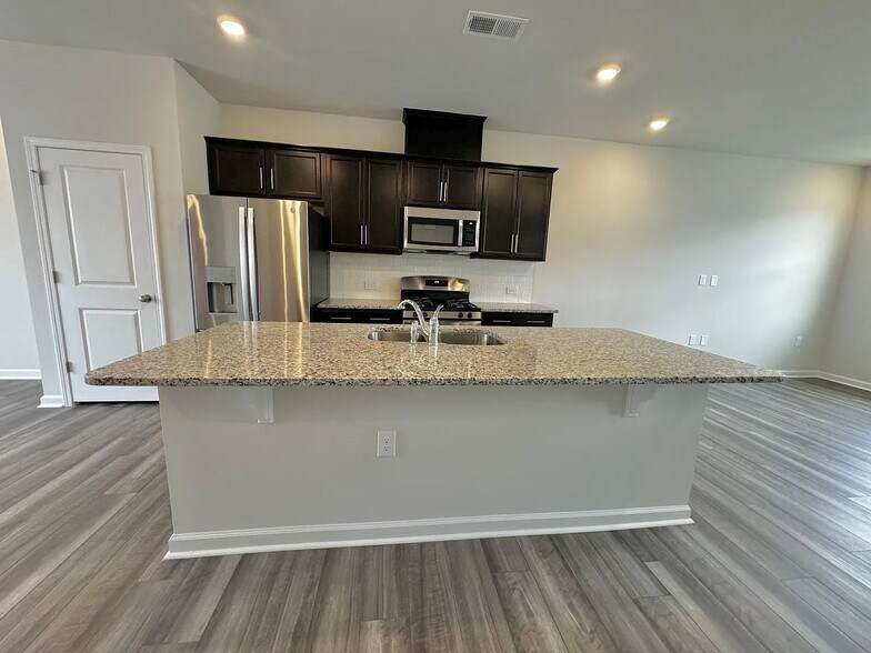 Building Photo - 2624 Chert Ln