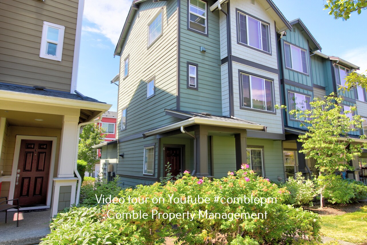 Building Photo - 13405 45th Dr SE