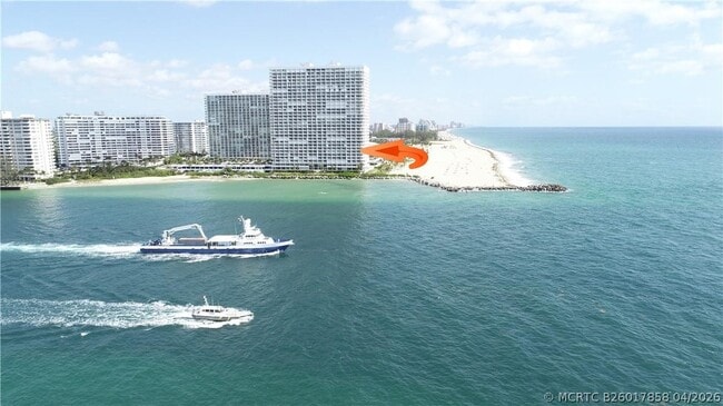 Building Photo - 2200 S Ocean Ln