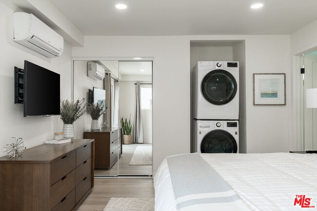 Building Photo - 329 Rosemont St