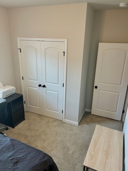 Building Photo - 210 St Fazzio St