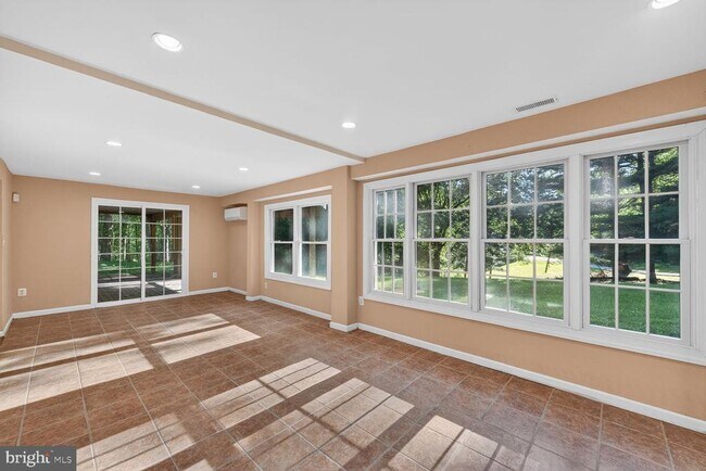 Building Photo - 12600 Maidens Bower Dr