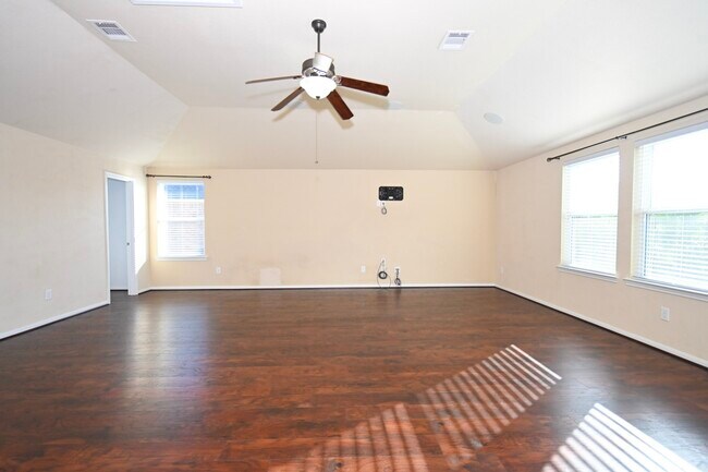 Building Photo - 10107 Forrester Trail