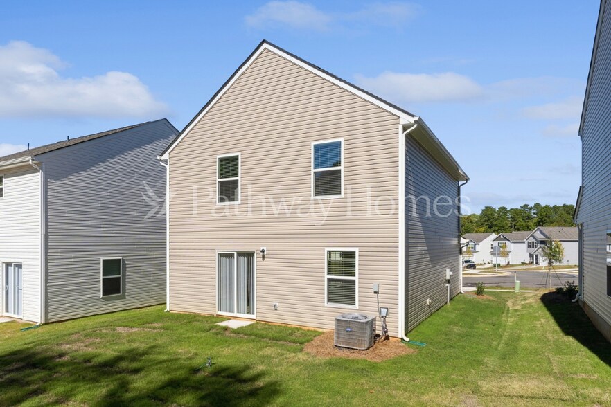 Building Photo - 6248 Lowe Ln