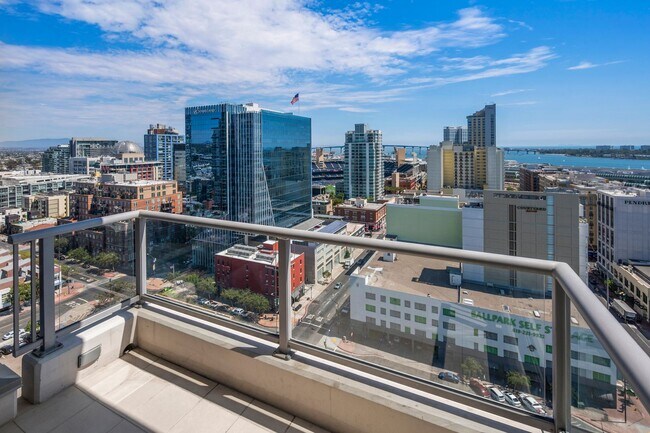 Building Photo - Stunning East Village 2 Bedroom at Alta! 2...