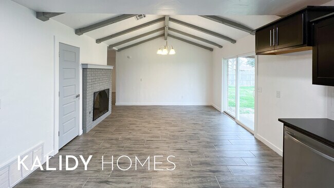 Building Photo - 2808 SW 88th St