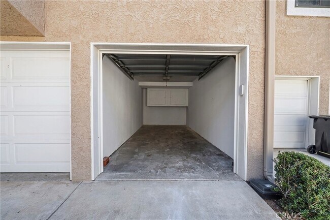 Building Photo - 1631 Charterwood Ct