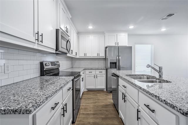 Building Photo - 2608 S Fannin Ave