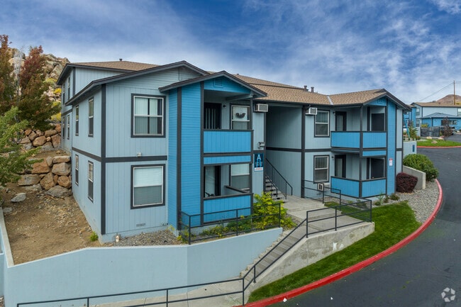 Building Photo - Elevate at 4400