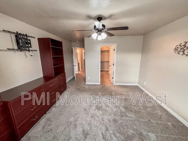 Building Photo - 2241 W 2475 N