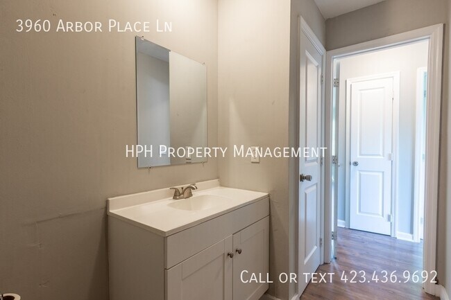 Building Photo - 3960 Arbor Pl Ln