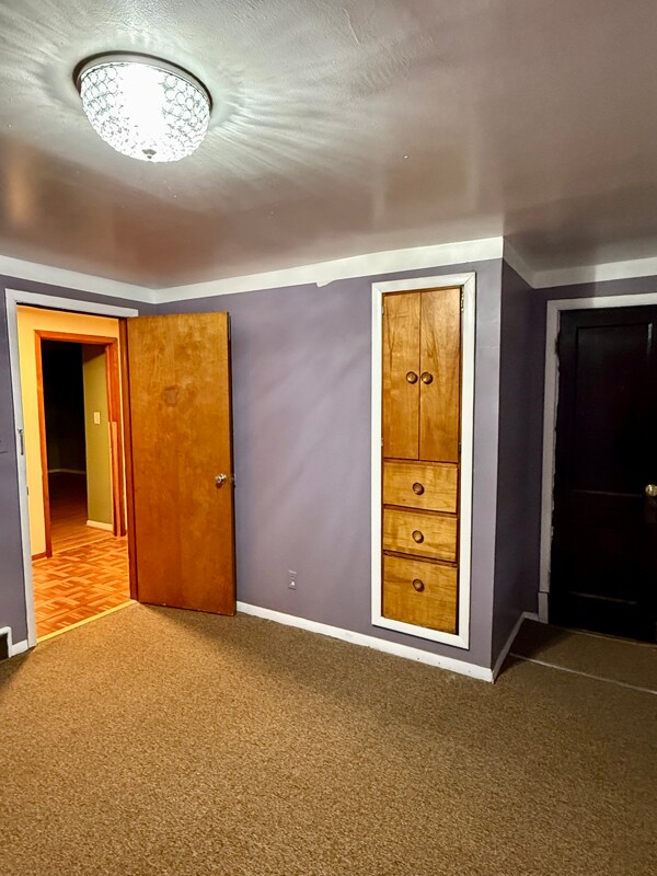 Building Photo - 24 Sumner Pl