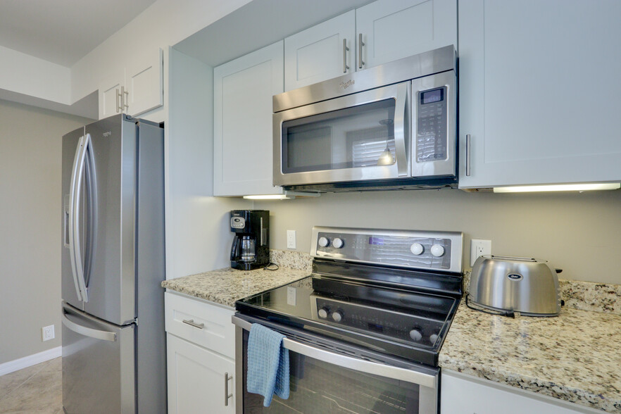 New Stainless Steel Appliances - 230 S Lakeside Dr