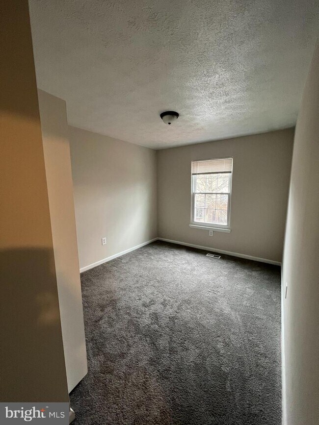 Building Photo - 310 Rambling Ridge Ct