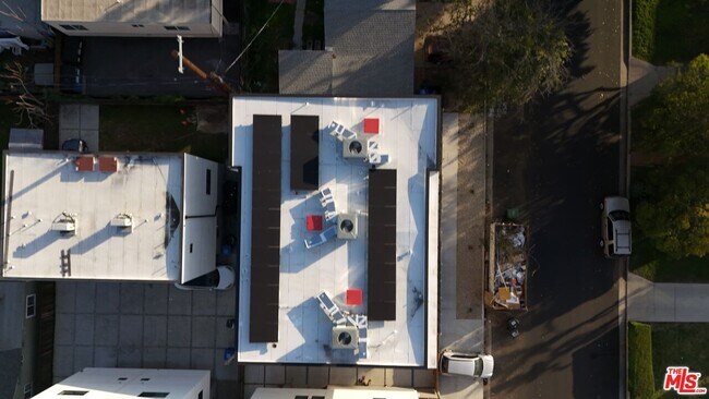 Building Photo - 11528 Emelita St