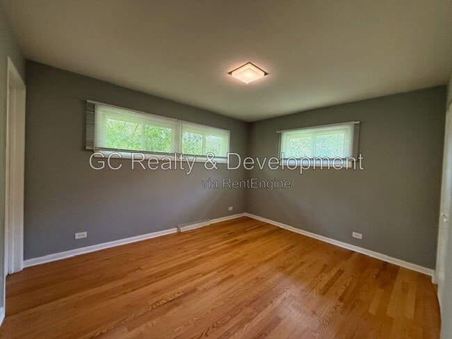 Building Photo - 1S676 S Ott Ave