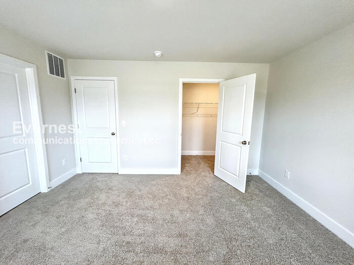 Building Photo - 193 Sioux Lp