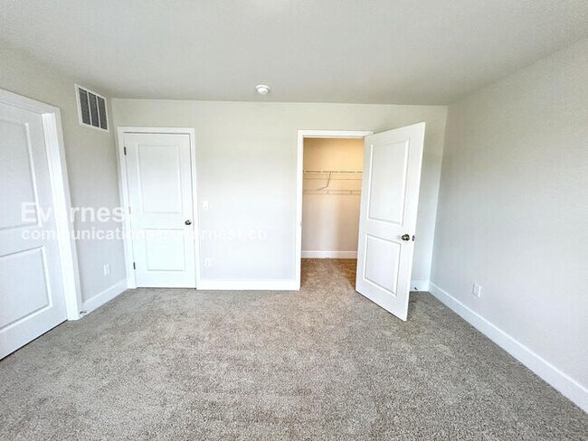 Building Photo - SPECIAL PROMOTION / Brand New 4 Bed/3.5 Bath Townhome with Garage / Pet-Friendly / Available Now!