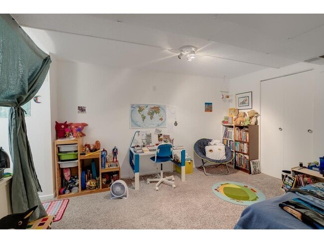 Building Photo - 4005 W 44th St
