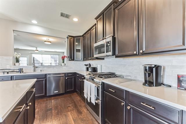 Building Photo - 7880 Oxer Dr
