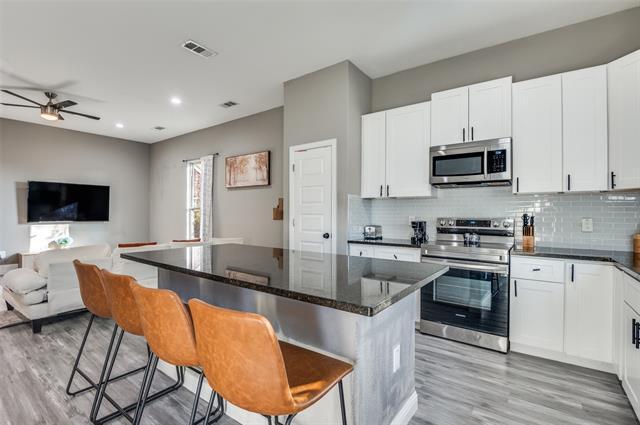 Building Photo - 1016 Winters St