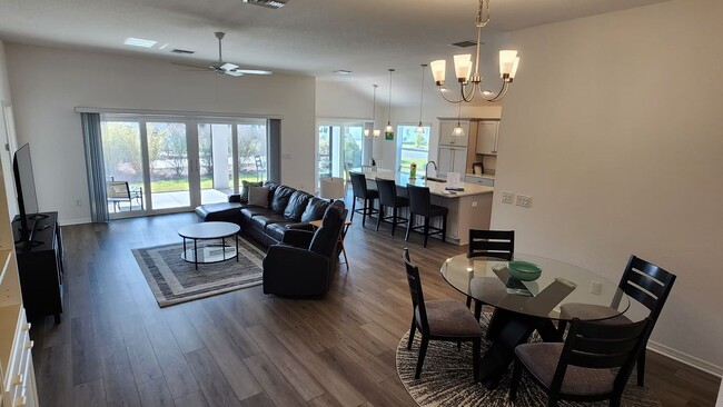 Building Photo - M2650 Quelly (VS-10/%)