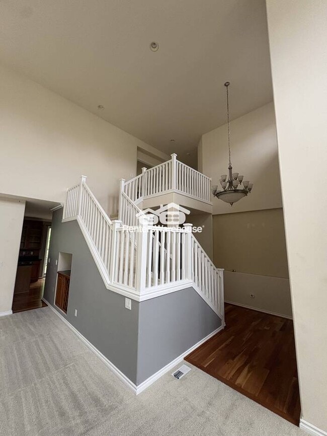 Building Photo - 4 Bedroom Maple Valley Home with a Bonus Room!