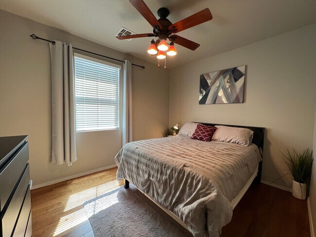 Building Photo - HALF OFF FIRST MONTHS RENT SPECIAL!