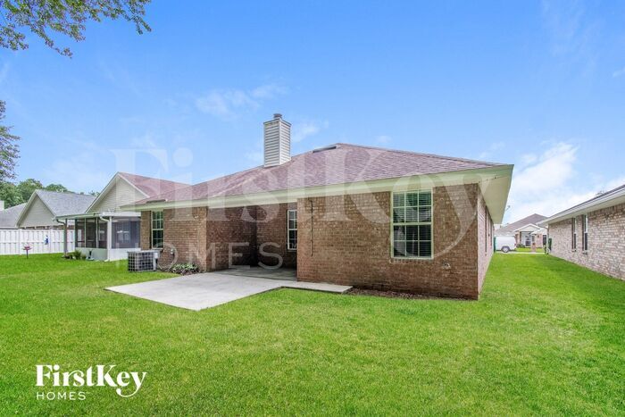 Building Photo - 7354 Ironside Dr W