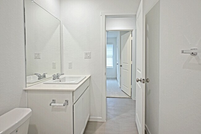 Building Photo - 3805 Swift Fox Rd