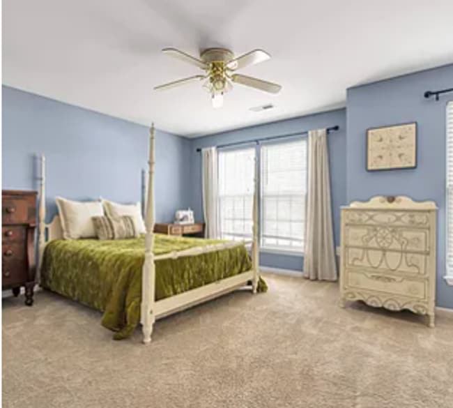 Building Photo - Spacious 2BR/1.5BA Townhome in Prime Greer!