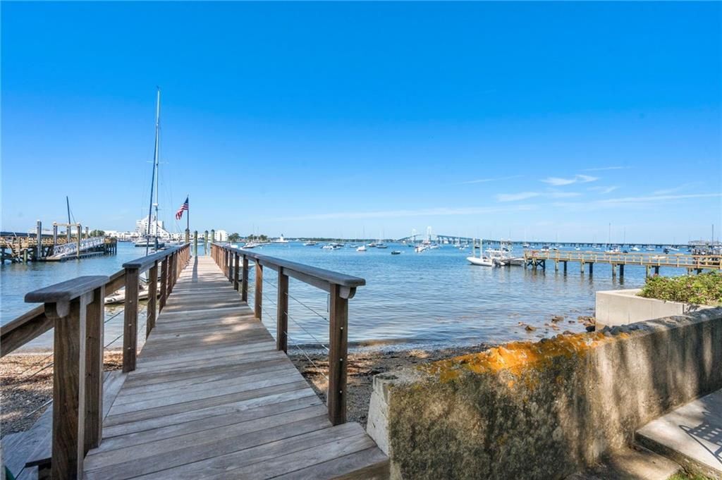 Building Photo - 58 Washington St