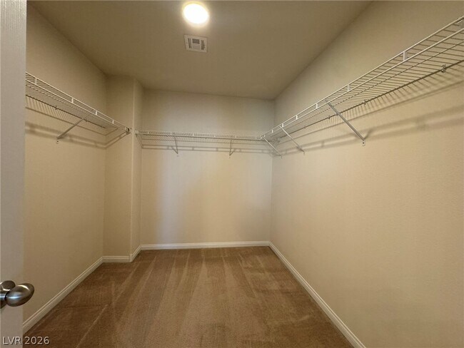 Building Photo - 9048 Winchester Ridge St