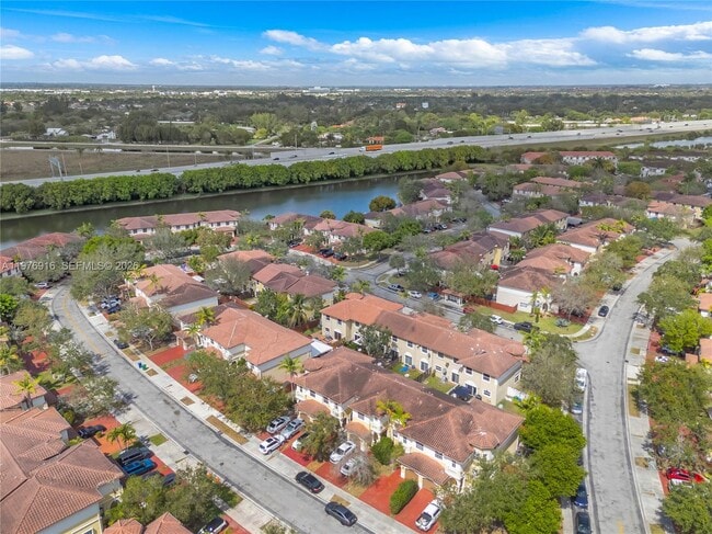 Building Photo - 14055 SW 51st Ln