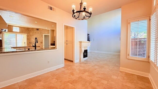 Building Photo - Gorgeous Two (2) Suites--- Executive Style 2BD/2.5BA + Loft, Two-Story TH at The Lake at Canyon L...