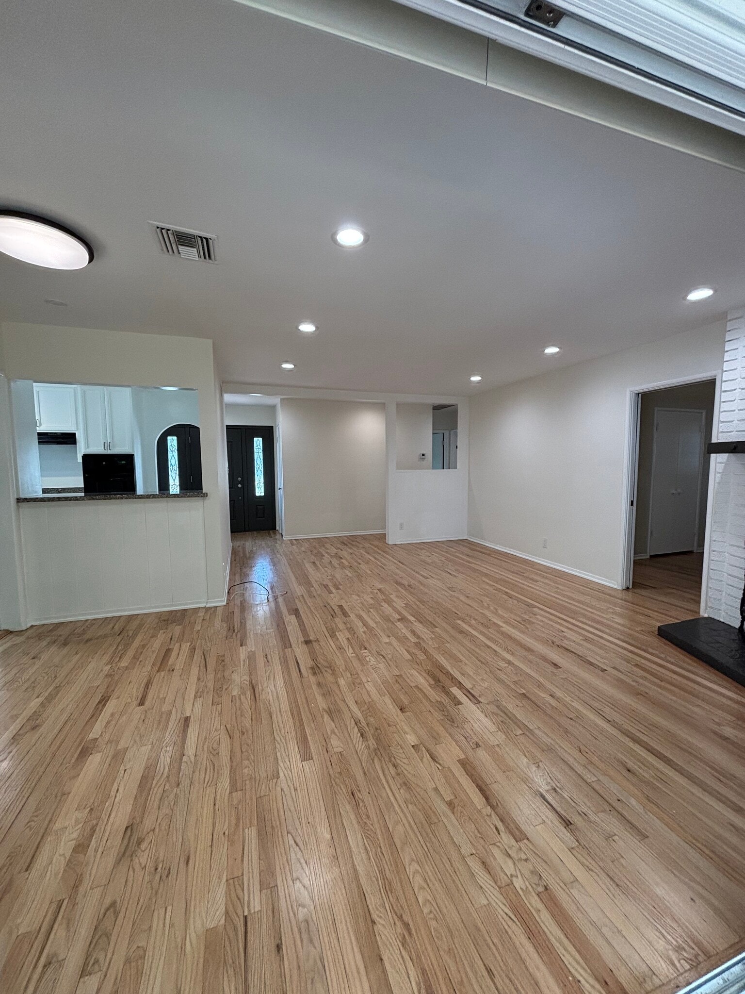 Building Photo - 22051 San Miguel St