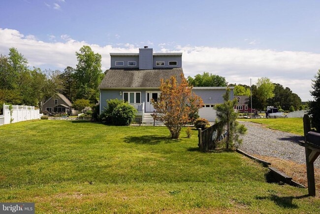 Building Photo - 39028 Bayview W