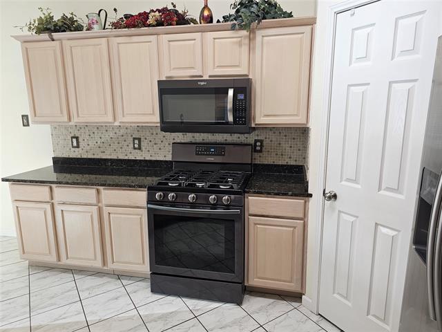 Building Photo - 7783 Park Run Rd