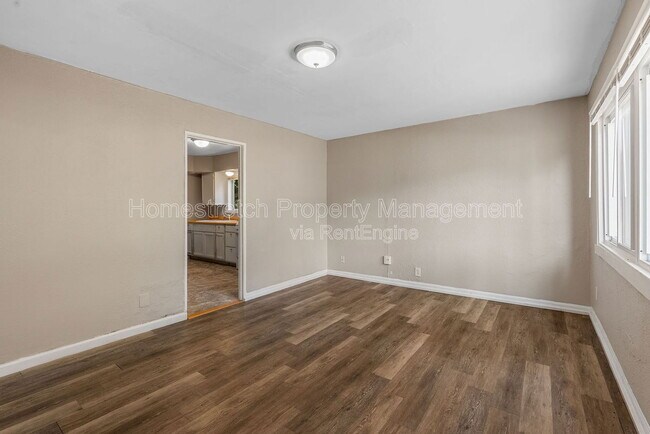 Building Photo - 8301 Edna Ave