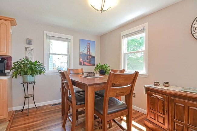 Building Photo - Winter Rental: Ryal Side in Beverly (Utilities Included)