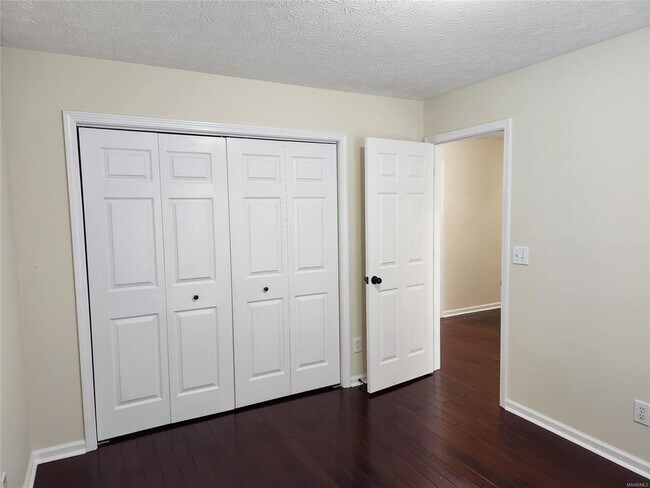 Building Photo - 742 Ryefield Ct