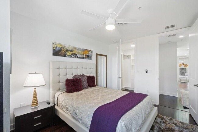 Building Photo - 63 Isle of Venice Dr