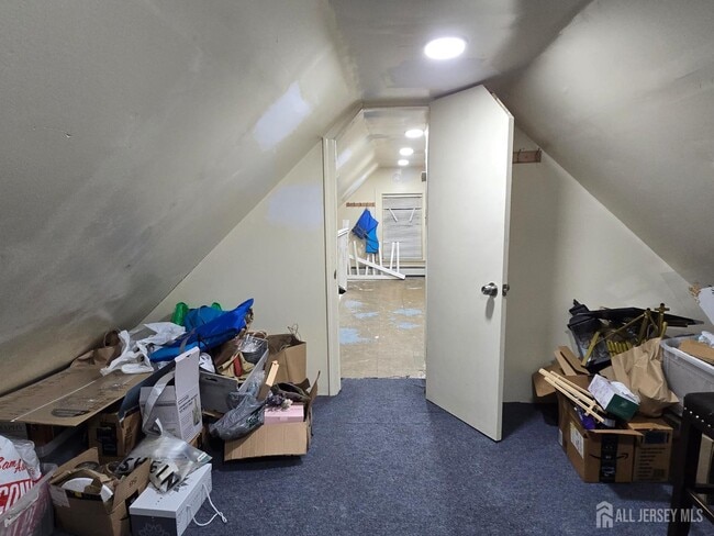 Building Photo - 83 John St